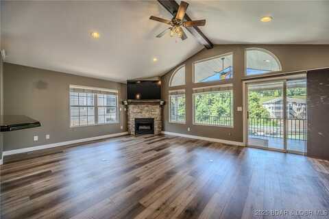 893 Winetavern Road, Osage Beach, MO 65065