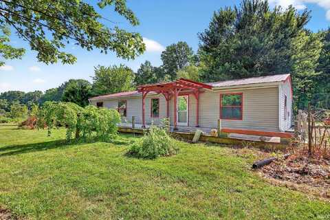 692 W County Road 1150 S Road, Cloverdale, IN 46120