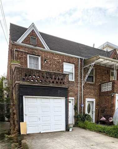 1046 East 32nd Street, Brooklyn, NY 11210