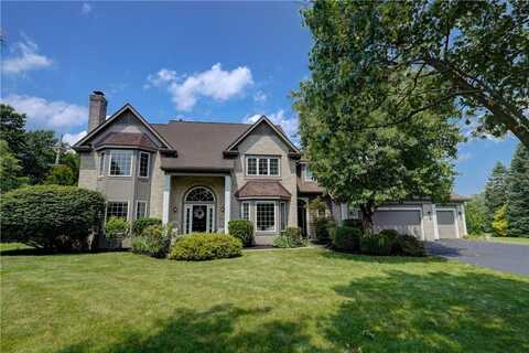 10 Muirfield Court, Pittsford, NY 14534