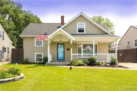 5031 Chapman Parkway, Hamburg, NY 14075