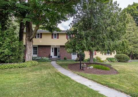 101 Luan Circle, DeWitt, NY 13078