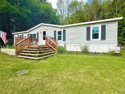 2886 US Highway 11, Cortland, NY 13803
