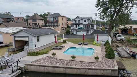 26 Otter Street, Alexandria Bay, NY 13607