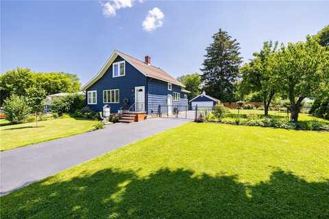 312 Cascade Place, Irondequoit, NY 14609