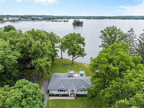 4969 Walnut Cove Drive, Canandaigua Town, NY 14424