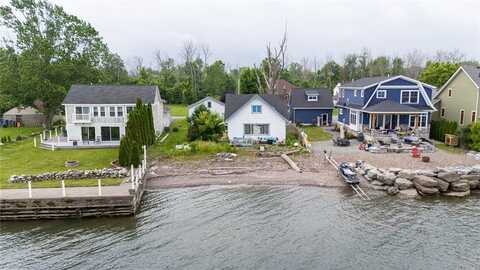 558 Lake Shore Drive, Greece, NY 14468