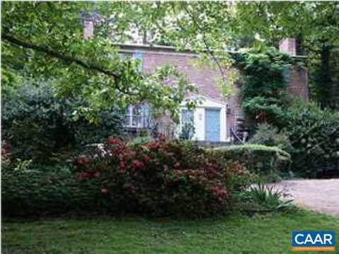 1725 YORKTOWN DR, CHARLOTTESVILLE, VA 22901
