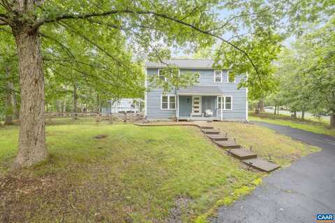 26 WOODLAWN DR, PALMYRA, VA 22963