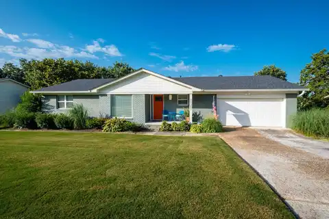 11201 Rivercrest Drive, Little Rock, AR 72212