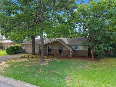 3921 Sierra Forest Drive, Little Rock, AR 72212