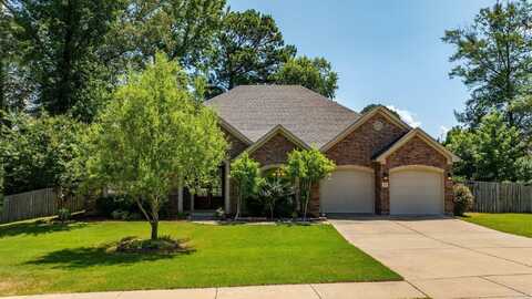 918 Hunter Lee Drive, Bryant, AR 72019