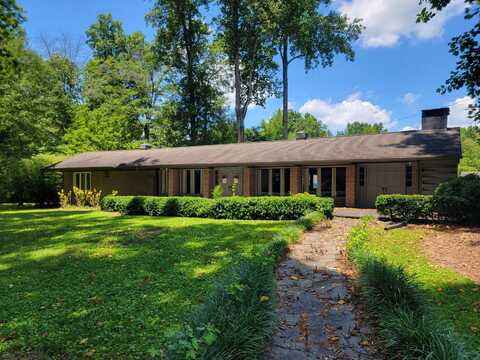 210 Dogwood Circle, La Fayette, GA 30728