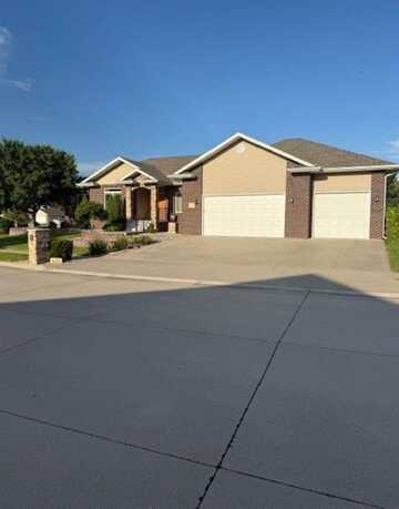 3761 30th Avenue, Columbus, NE 68601
