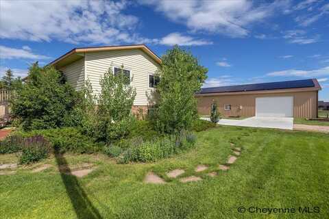 3033 CRAZY HORSE RD, Cheyenne, WY 82001
