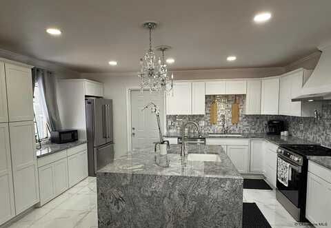 5120 SYRACUSE RD, Cheyenne, WY 82009