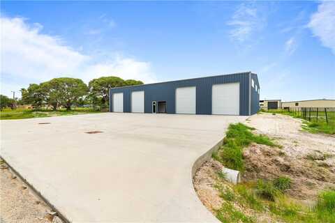 114 W First St, Rockport, TX 78382