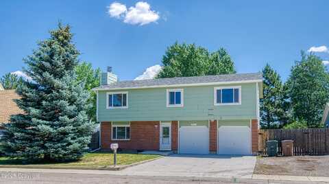 3201 Watsabaugh Dr -, Gillette, WY 82718