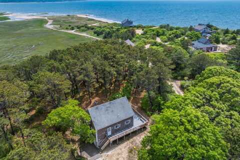 190 Meadow Avenue W, Wellfleet, MA 02667