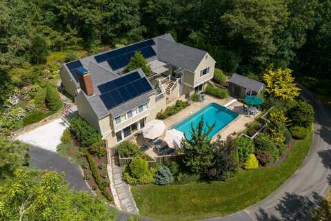 139 Prince Avenue, Marstons Mills, MA 02648