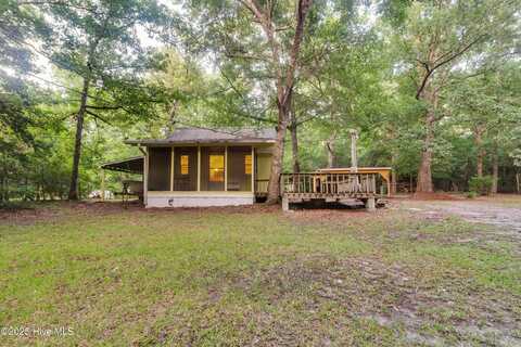 684 W Firetower Road, Swansboro, NC 28584