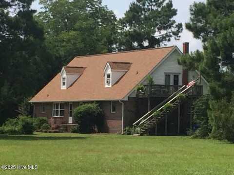102 Apple Lane, Oriental, NC 28571