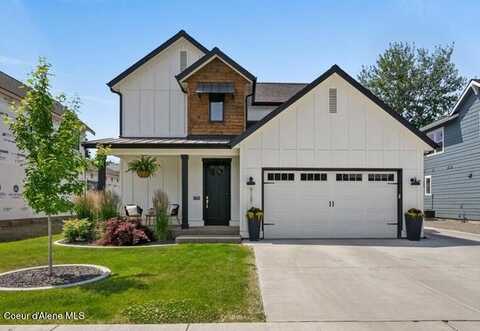 9137 N Raintree Ln, Hayden, ID 83835