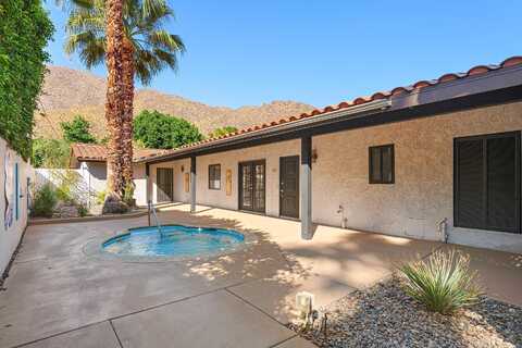 225 S Cahuilla Road, Palm Springs, CA 92262