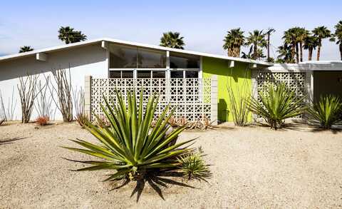 504 E Laurel Circle, Palm Springs, CA 92262
