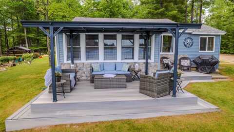 3217 W BRANCH, Gladwin, MI 48624