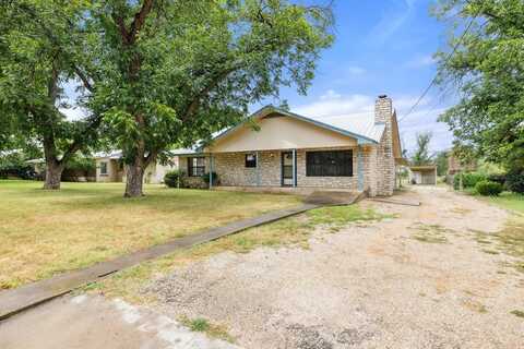 810 Wheeler St, Mason, TX 76856
