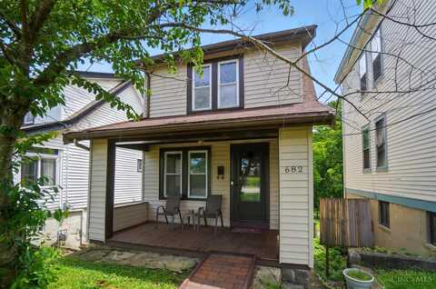 682 Enright Avenue, Cincinnati, OH 45205