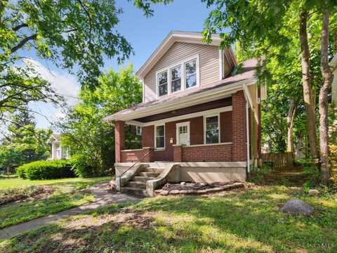 3034 Montana Avenue, Cincinnati, OH 45211