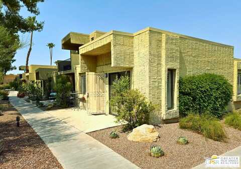 5304 Los Coyotes Dr, Palm Springs, CA 92264