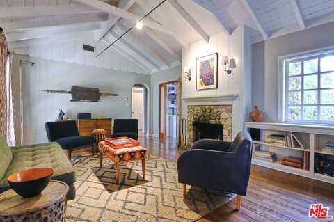 5105 Morella Ave, Valley Village, CA 91607