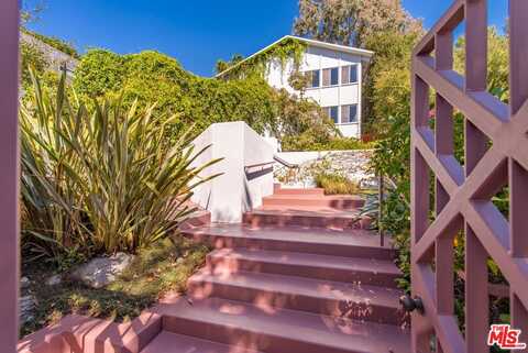 16449 Akron St, Pacific Palisades, CA 90272
