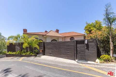 2651 La Cuesta Dr, Los Angeles, CA 90046