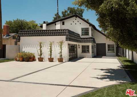 5271 Woodlake Ave, Woodland Hills, CA 91367