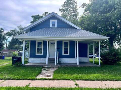 1502 SW 1st Street, Cedar Rapids, IA 52404