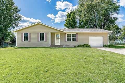 507 Maplewood Drive, Center Point, IA 52213