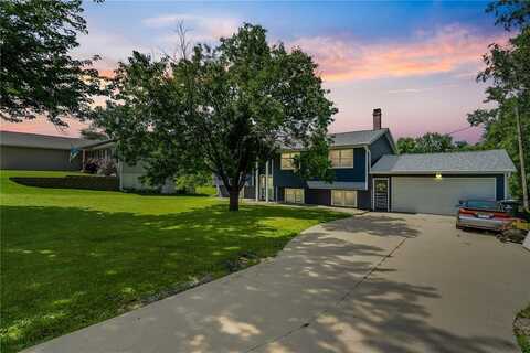 4440 M Avenue NW, Cedar Rapids, IA 52405