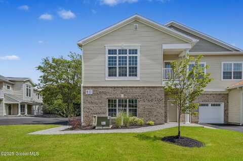 606 Vly Pointe Drive, Niskayuna, NY 12309
