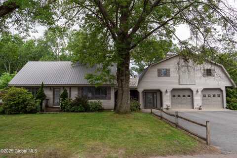19 Meadow Road, Hudson Falls, NY 12839