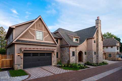 4 Downton Walk, Saratoga Springs, NY 12866