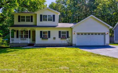 21 Schuyler Way, Northumberland, NY 12831