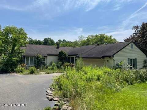 200 Hinrichsen Heights Road, Coxsackie, NY 12051