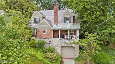 73 Oakwood Street, Albany, NY 12208