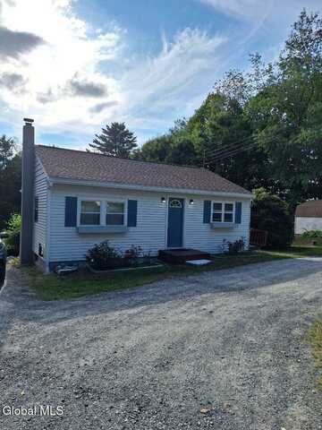 45 South Road, Stephentown, NY 12018