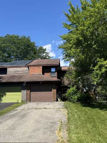 36 Eton Drive, Bethlehem, NY 12159