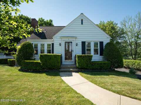 2 Arthur Road, Colonie, NY 12110